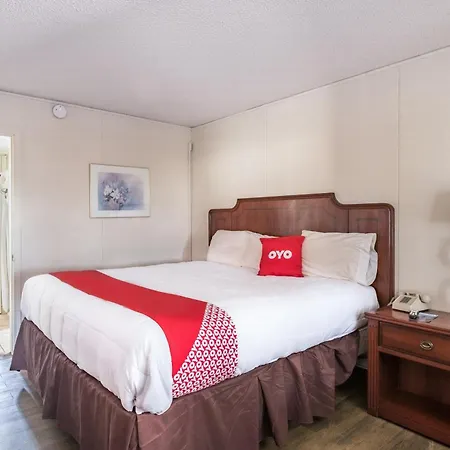 Oyo Hotel Windmill Branson Esterno foto